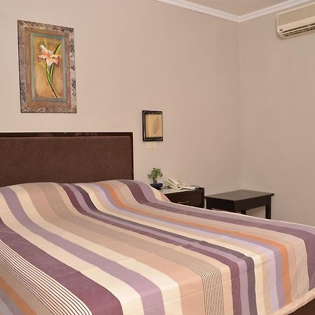 El Portal Inn Tagbilaran-stad Buitenkant foto
