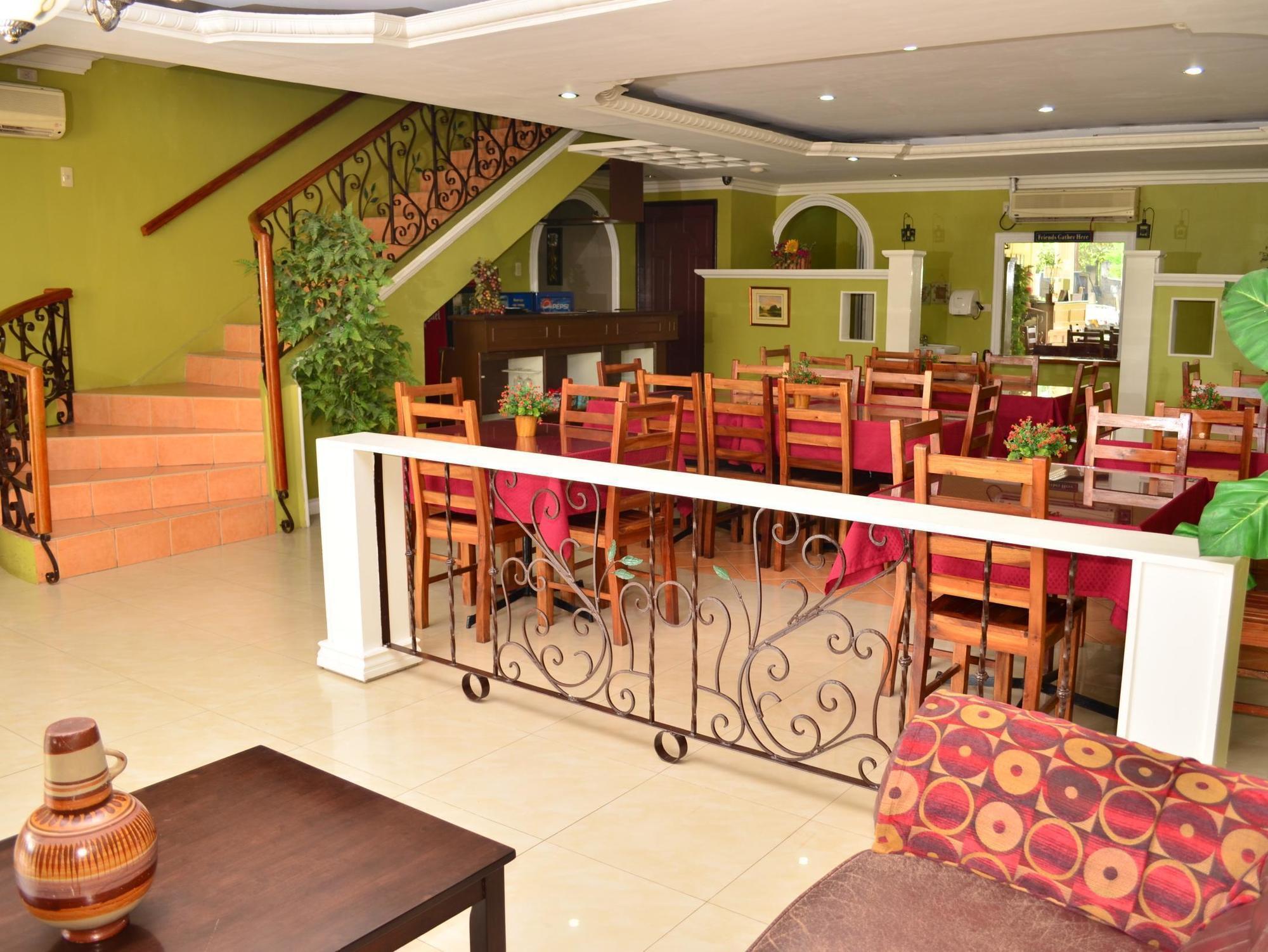 El Portal Inn Tagbilaran-stad Buitenkant foto