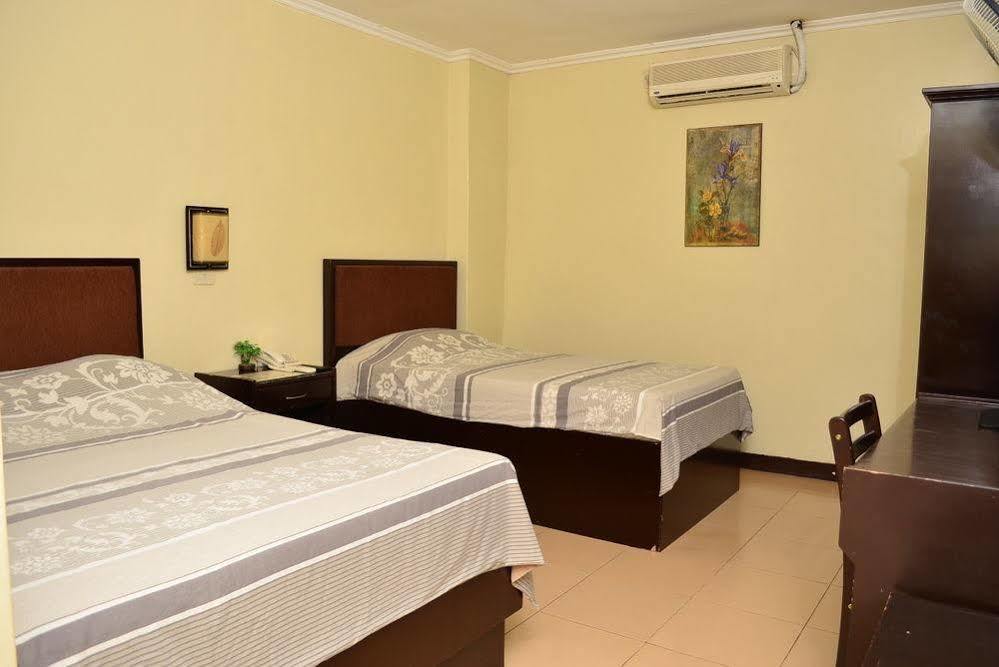 El Portal Inn Tagbilaran-stad Buitenkant foto
